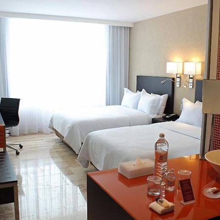 Fiesta Inn Monterrey La Fe San Nicolás de los Garzas Eksteriør billede